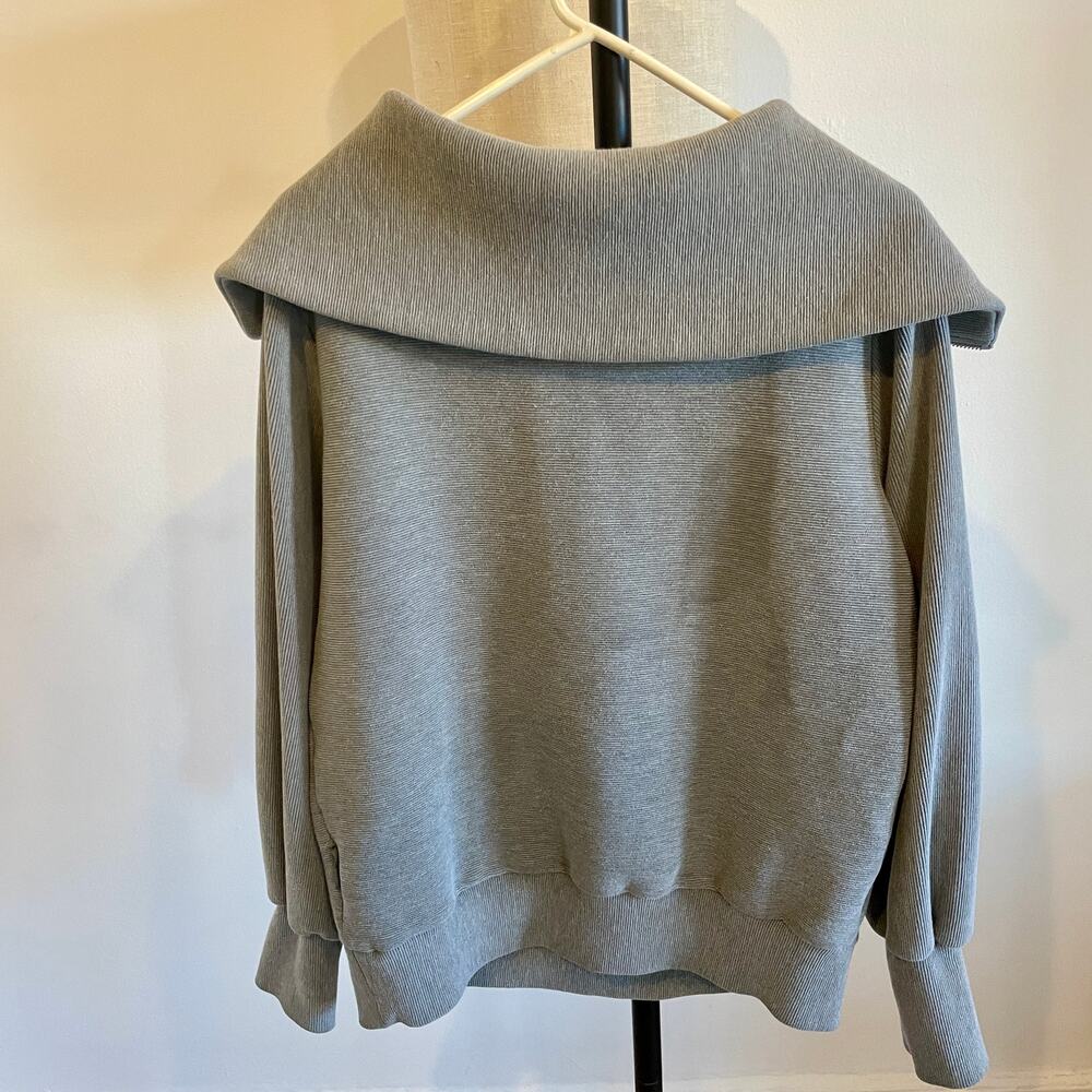 Varley Vine Oversized 1/2-Zip Pullover Sweatshirt Charcoal sz XS Long Sleeve - Picture 7 of 10